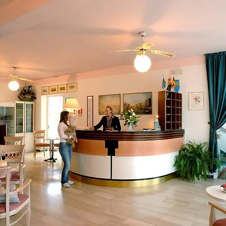 Marco Polo 2* Линьяно-Саббьядоро