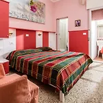 Marco Polo Hotel 2*