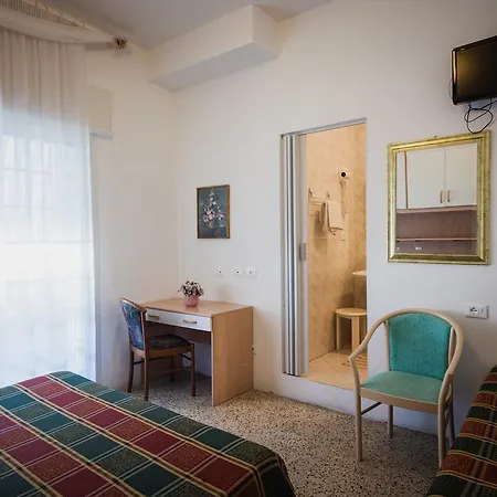 Marco Polo מלון 2*