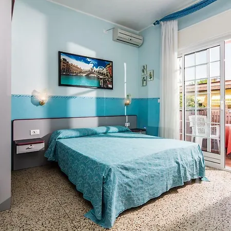 Marco Polo Hotell 2*