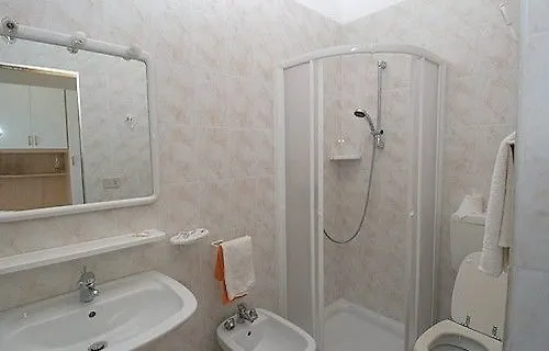 Szálloda Marco Polo 2*